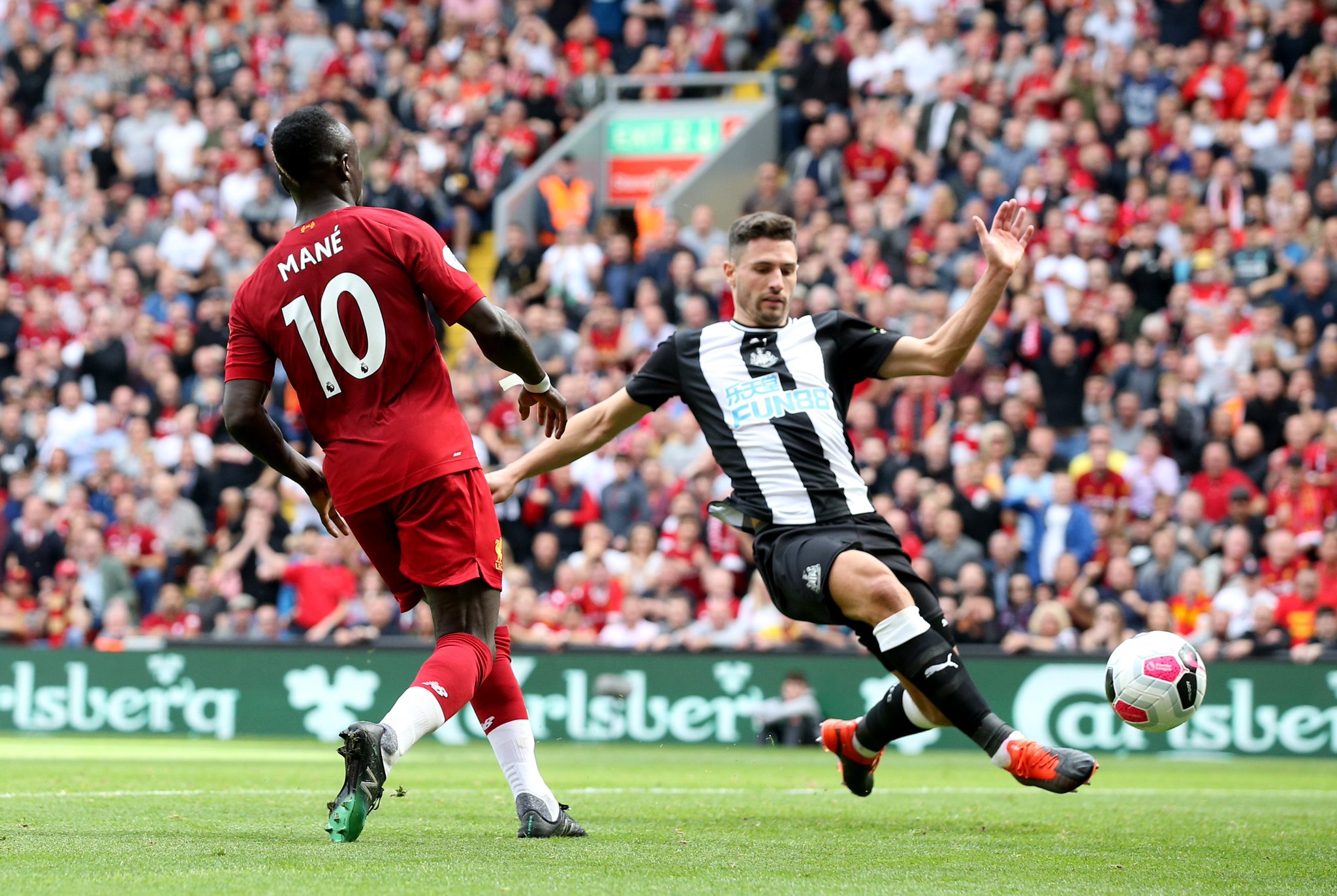 出道于摩纳 出道于摩纳